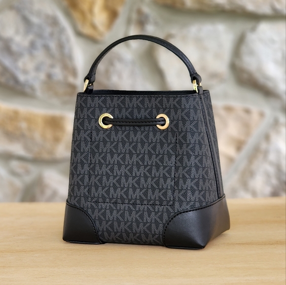 Michael Kors Small Mercer Bucket Logo Crossbody Black - Picture 3 of 7